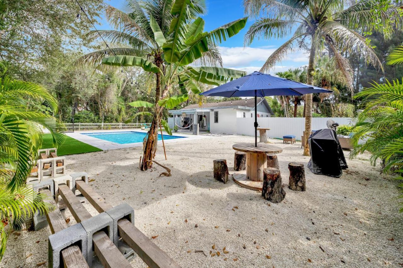 Farmhouse Miami Exterior photo